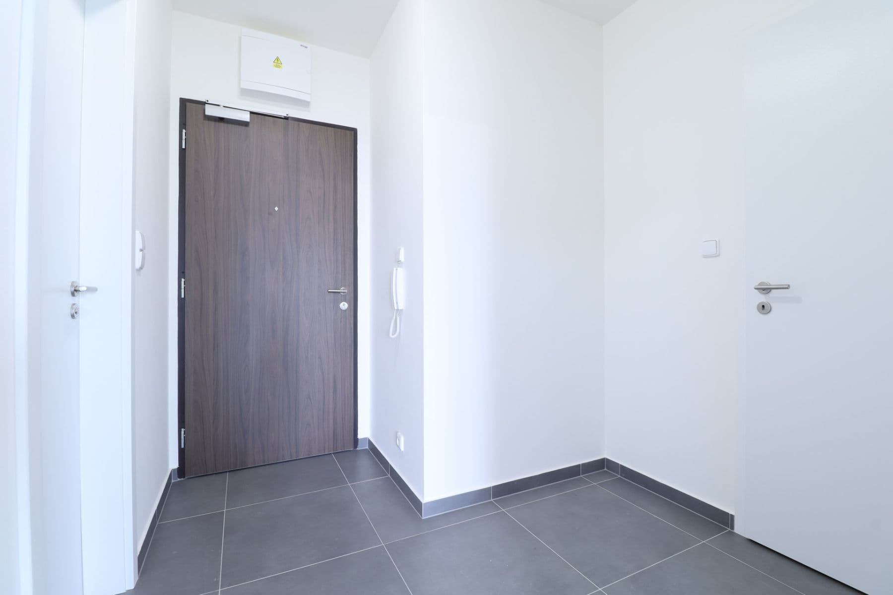 Prenájom bytu 1-izbový 53 m², náměstí Olgy Scheinpflugové, Praha, Praha Prenájom bytu 1-izbový 53 m², náměstí Olgy Scheinpflugové, Praha, Praha