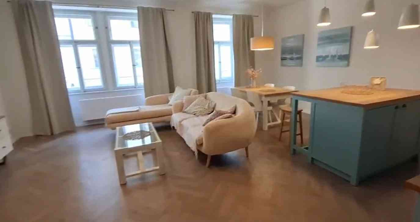 Prenájom bytu 2-izbový 84 m², Žatecká, Praha, Praha Prenájom bytu 2-izbový 84 m², Žatecká, Praha, Praha