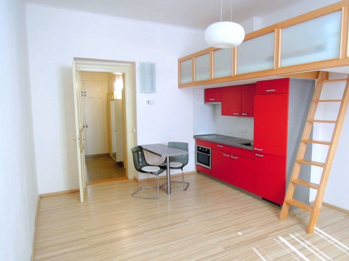 Prenájom bytu 1-izbový 31 m², Hartigova, Praha, Praha Prenájom bytu 1-izbový 31 m², Hartigova, Praha, Praha
