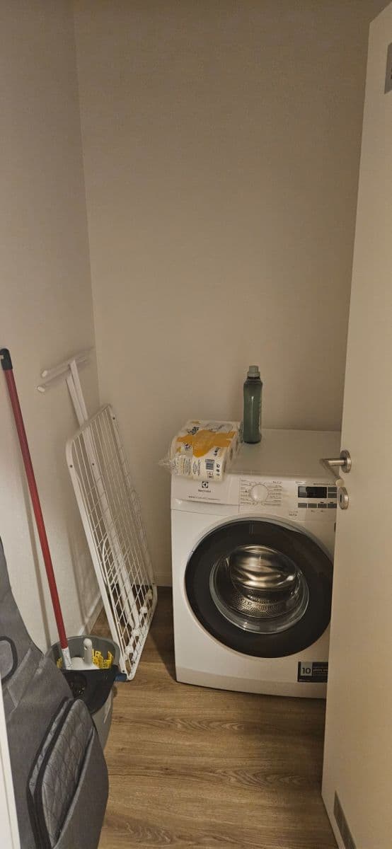 Prenájom bytu 1-izbový 40 m², Studentská, Brno, Jihomoravský kraj Prenájom bytu 1-izbový 40 m², Studentská, Brno, Jihomoravský kraj