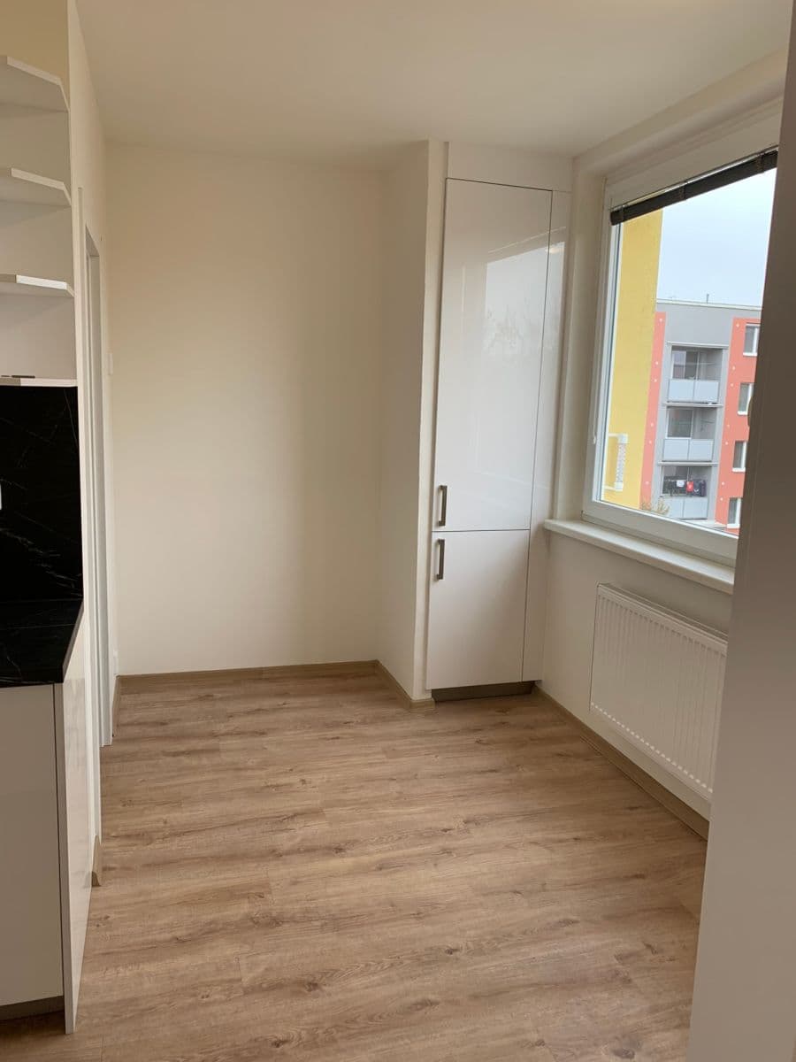 Prenájom bytu 2-izbový 58 m², U Větrolamu, Hustopeče, Jihomoravský kraj Prenájom bytu 2-izbový 58 m², U Větrolamu, Hustopeče, Jihomoravský kraj