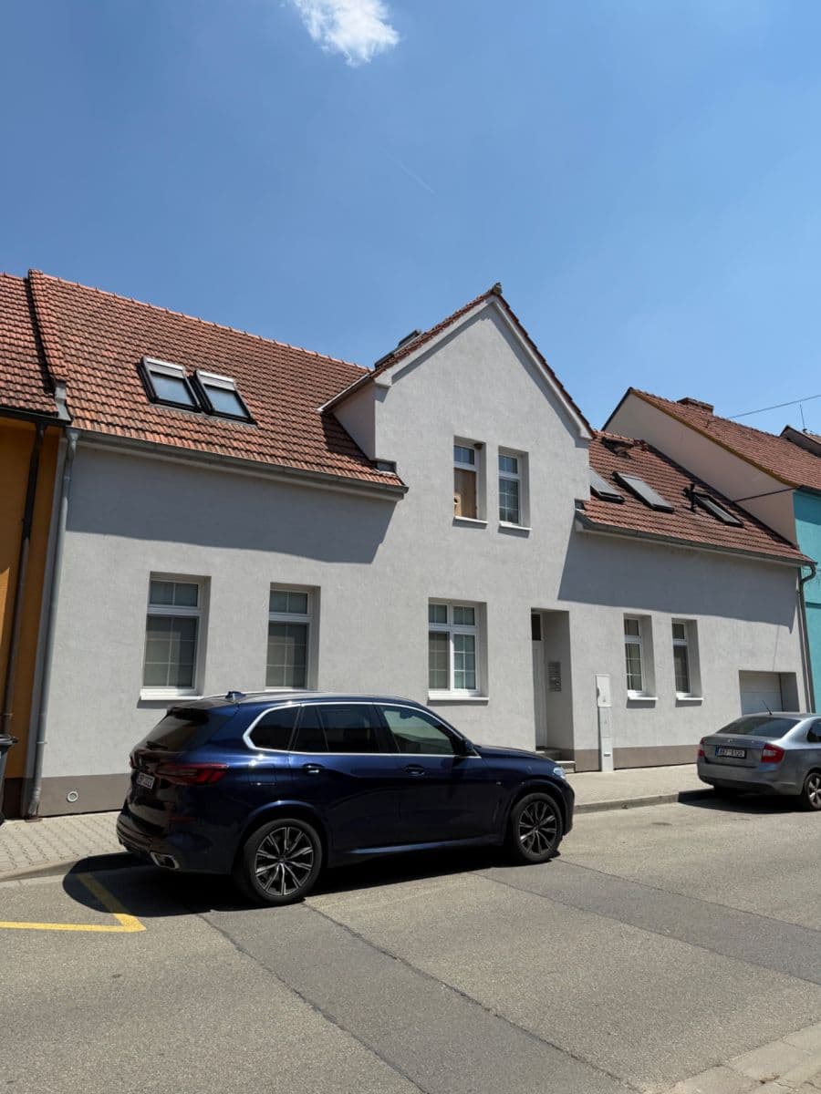 Prenájom bytu 1-izbový 70 m², Palackého, Šlapanice, Jihomoravský kraj Prenájom bytu 1-izbový 70 m², Palackého, Šlapanice, Jihomoravský kraj