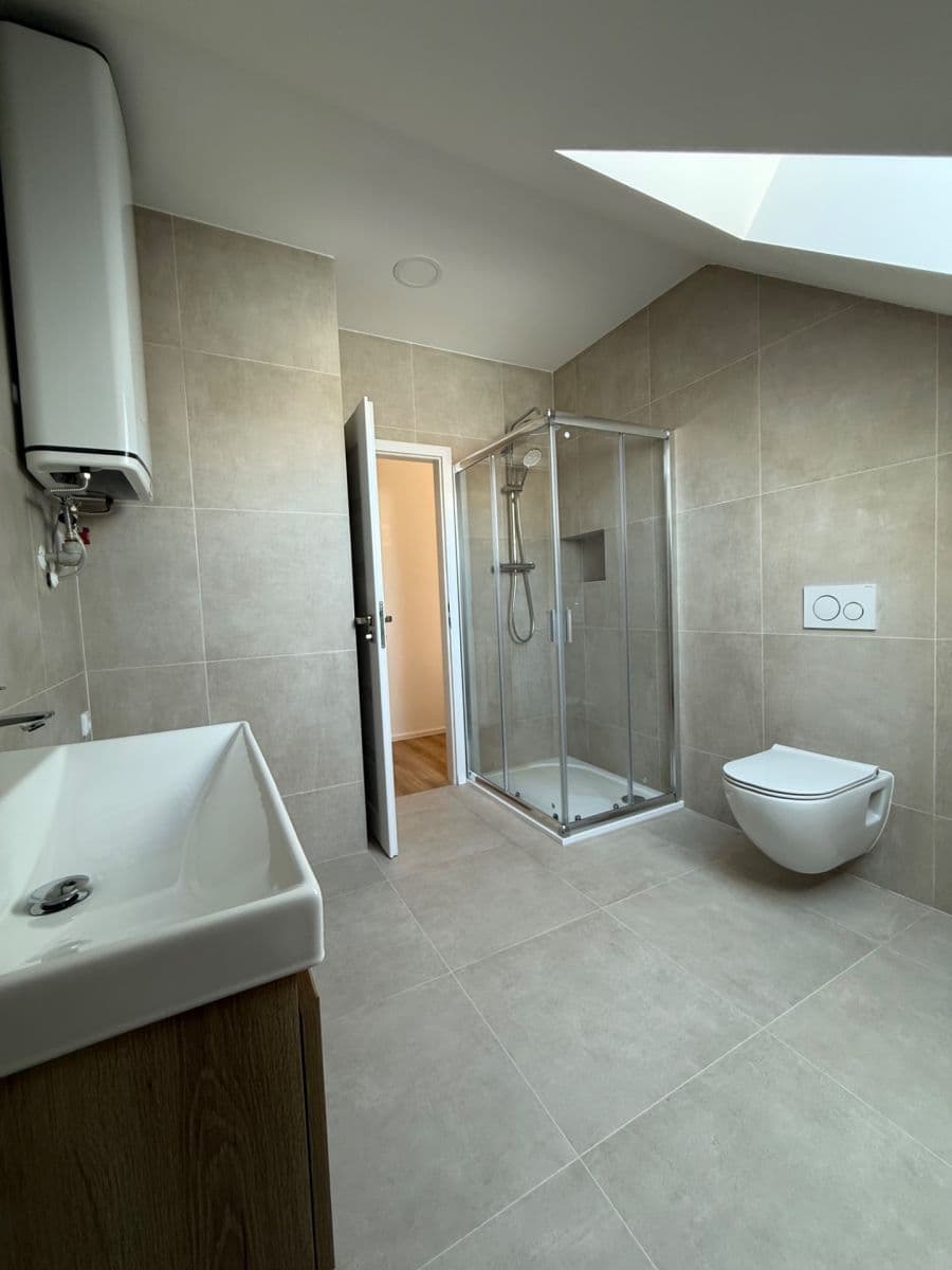 Prenájom bytu 1-izbový 70 m², Palackého, Šlapanice, Jihomoravský kraj Prenájom bytu 1-izbový 70 m², Palackého, Šlapanice, Jihomoravský kraj