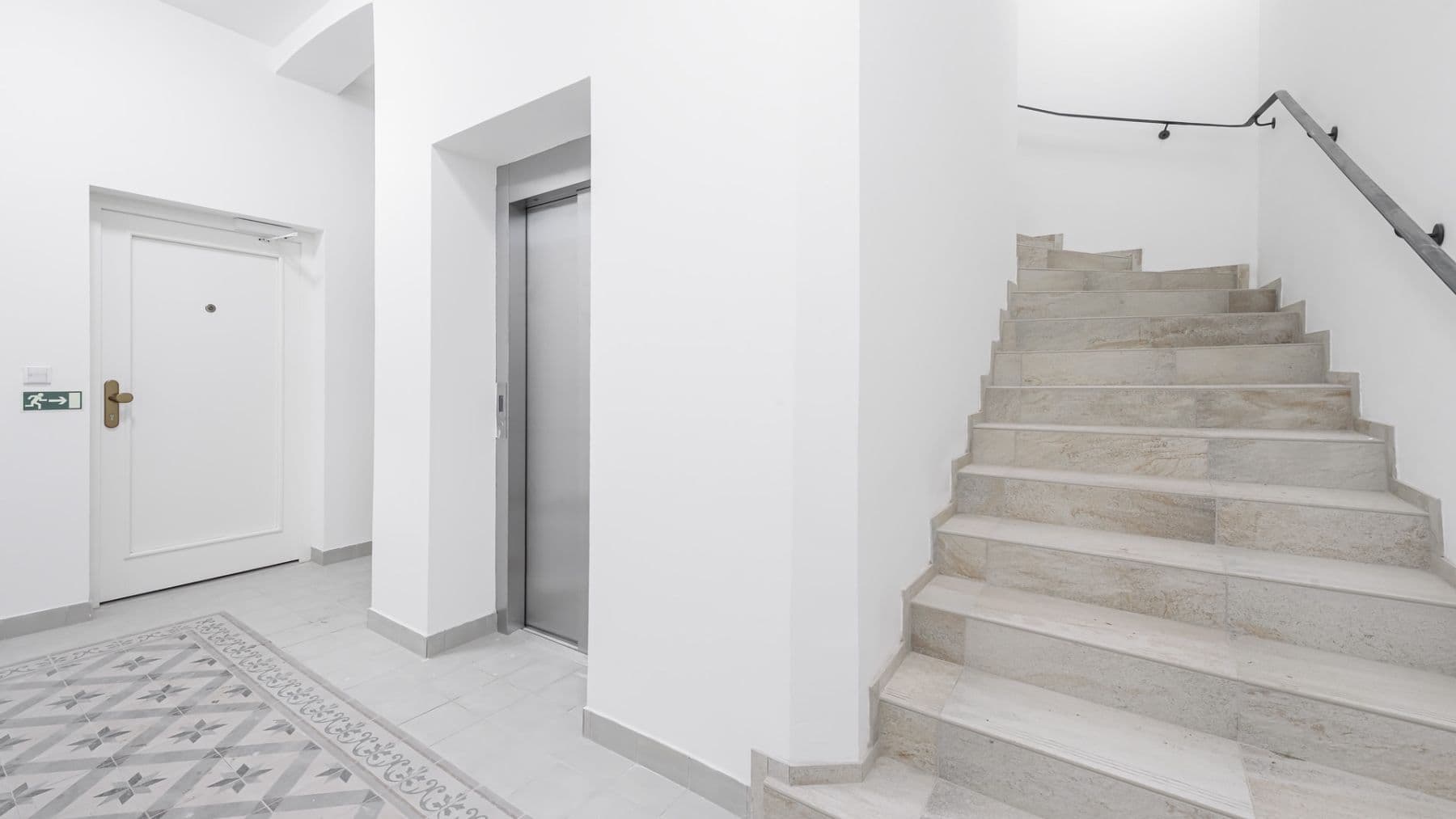 Prenájom bytu 1-izbový 35 m², Lumírova, Praha, Praha Prenájom bytu 1-izbový 35 m², Lumírova, Praha, Praha