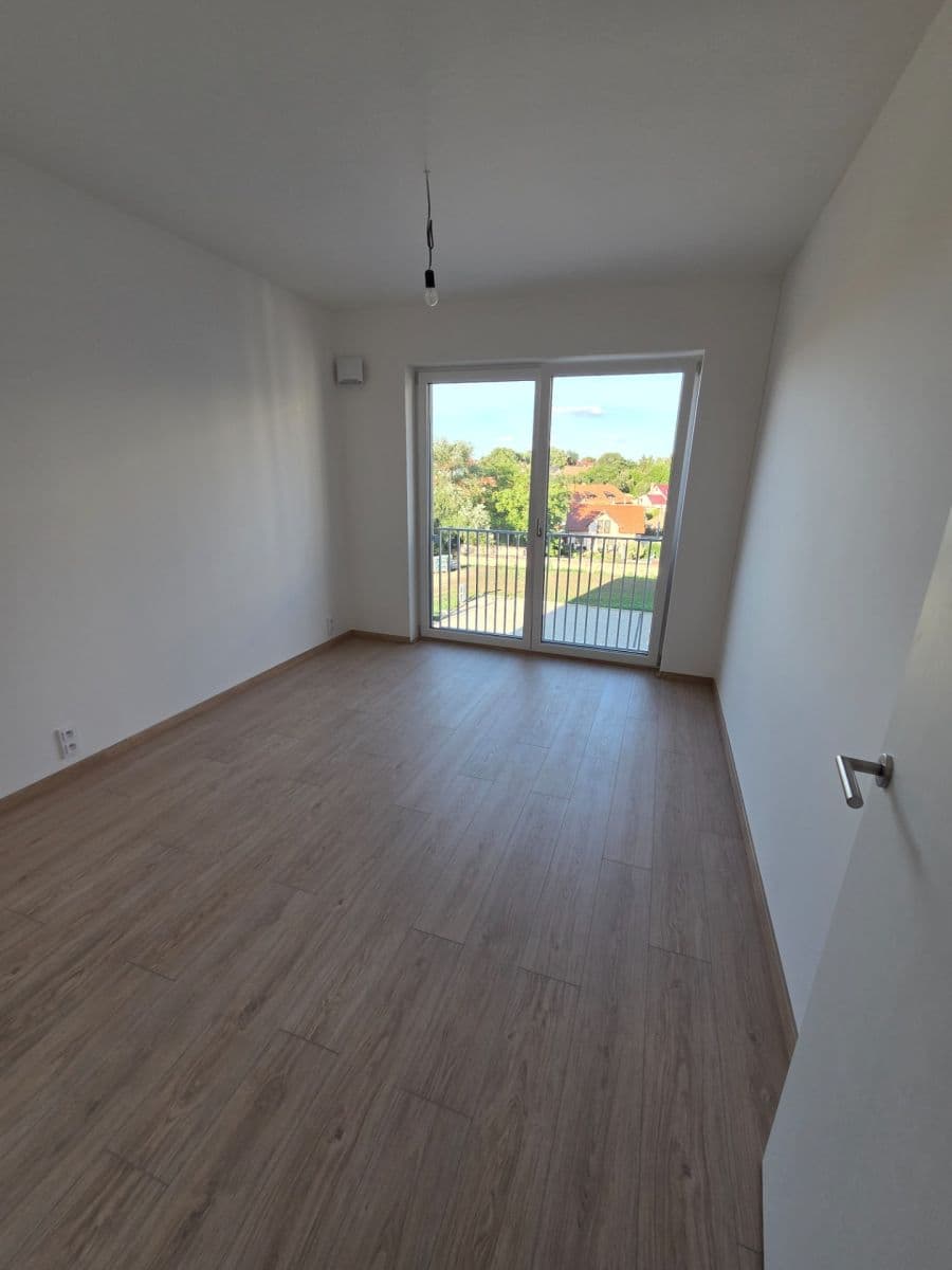 Prenájom bytu 2-izbový 41 m², Cihlářská, Hostivice, Středočeský kraj Prenájom bytu 2-izbový 41 m², Cihlářská, Hostivice, Středočeský kraj