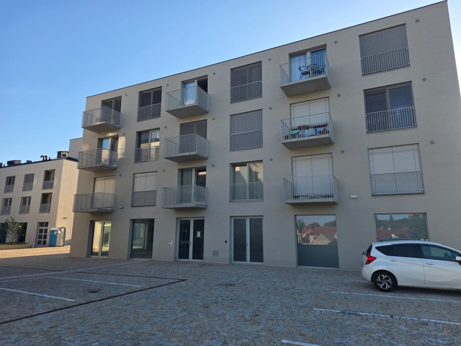 Prenájom bytu 2-izbový 41 m², Cihlářská, Hostivice, Středočeský kraj Prenájom bytu 2-izbový 41 m², Cihlářská, Hostivice, Středočeský kraj