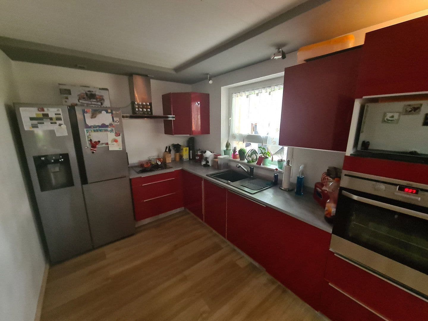 Predaj domu 339 m², pozemok 375 m², Paradiesweg 2, Aach, Bádensko-Wurttembersko Predaj domu 339 m², pozemok 375 m², Paradiesweg 2, Aach, Bádensko-Wurttembersko
