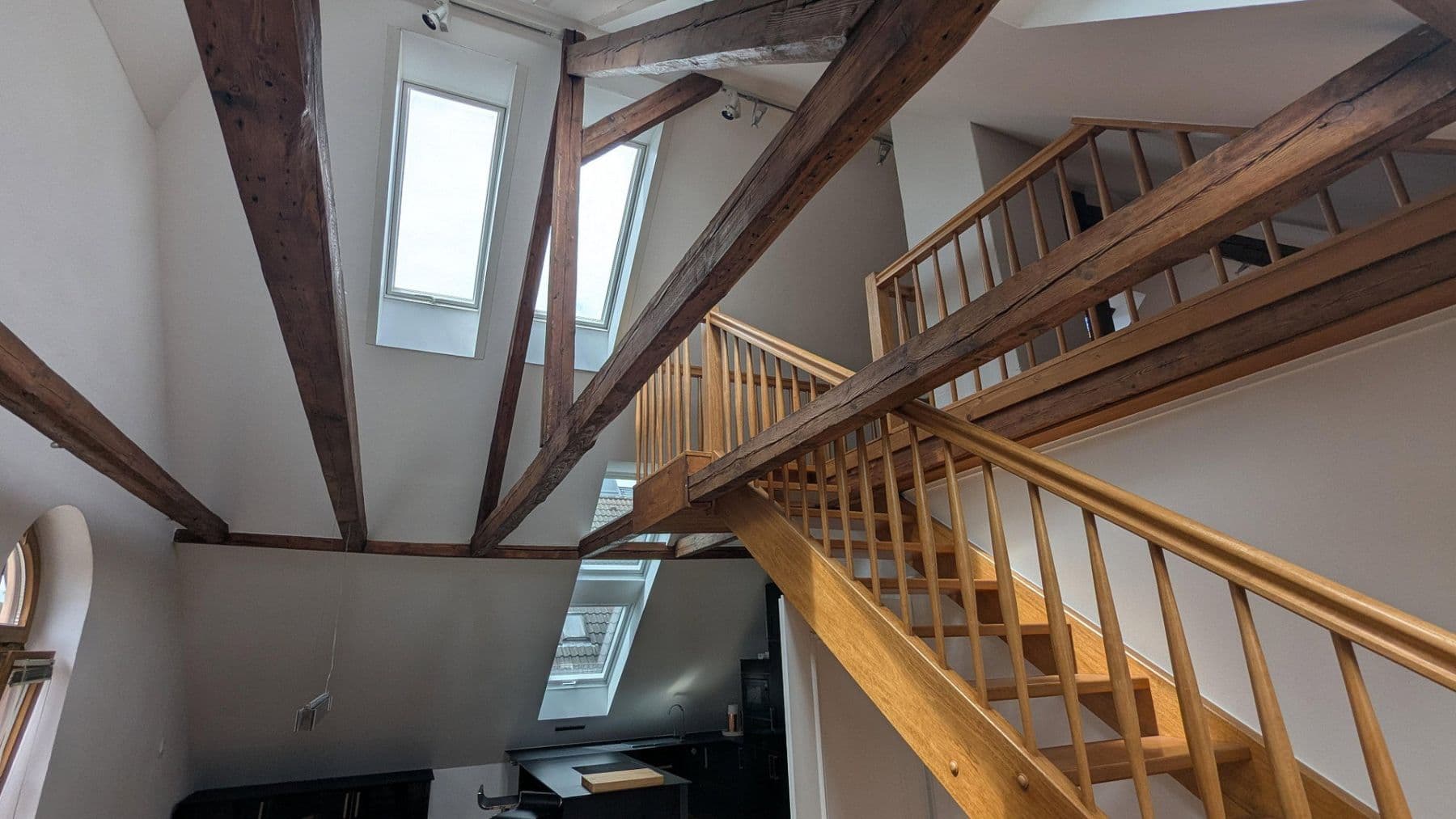 Prenájom bytu 3-izbový 111 m², Kantstraße 24, München, Bavorsko Prenájom bytu 3-izbový 111 m², Kantstraße 24, München, Bavorsko