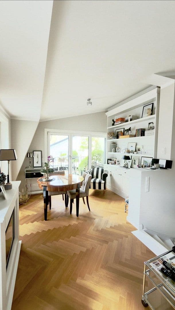Predaj bytu 5-izbový 104 m², Frankfurt am Main, Hesensko Predaj bytu 5-izbový 104 m², Frankfurt am Main, Hesensko