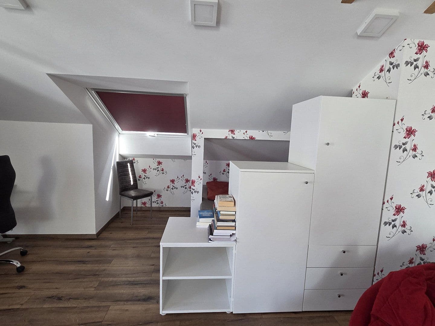 Prenájom bytu 1-izbový 35 m², Nürtingen, Bádensko-Wurttembersko Prenájom bytu 1-izbový 35 m², Nürtingen, Bádensko-Wurttembersko