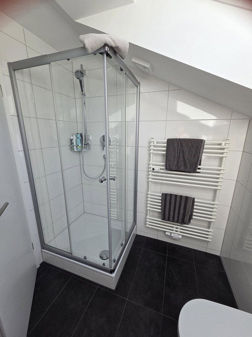 Prenájom bytu 1-izbový 35 m², Nürtingen, Bádensko-Wurttembersko Prenájom bytu 1-izbový 35 m², Nürtingen, Bádensko-Wurttembersko