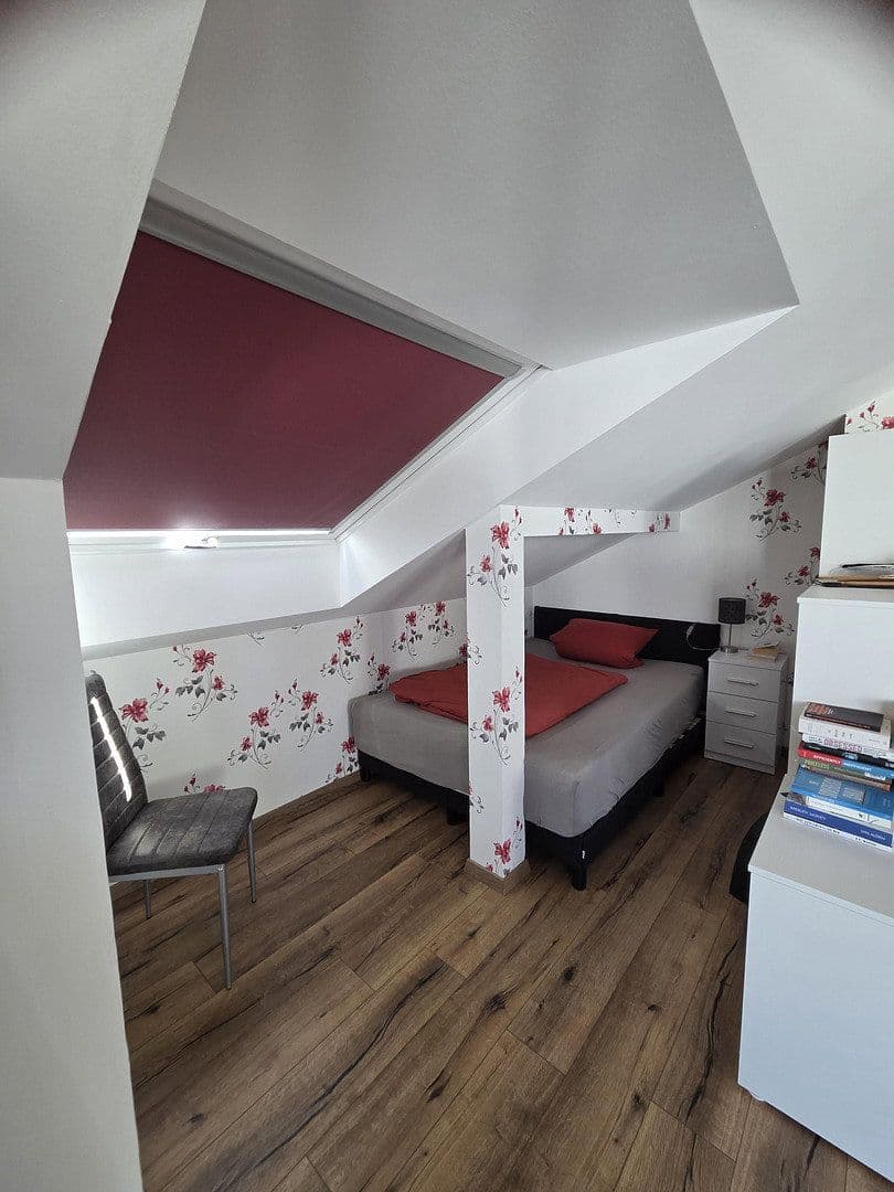 Prenájom bytu 1-izbový 35 m², Nürtingen, Bádensko-Wurttembersko Prenájom bytu 1-izbový 35 m², Nürtingen, Bádensko-Wurttembersko