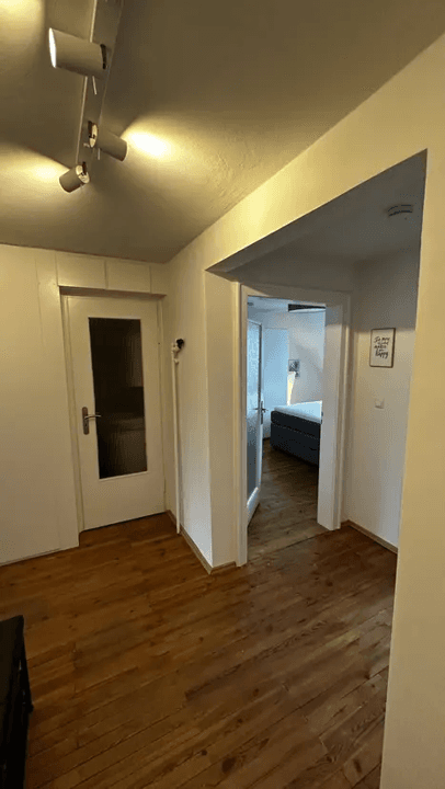 Prenájom bytu 3-izbový 62 m², München, Bavorsko Prenájom bytu 3-izbový 62 m², München, Bavorsko