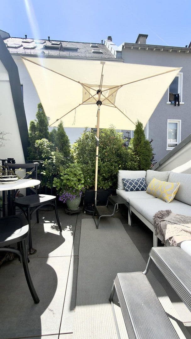 Predaj domu 104 m², pozemok 1 m², Frankfurt am Main, Hesensko Predaj domu 104 m², pozemok 1 m², Frankfurt am Main, Hesensko