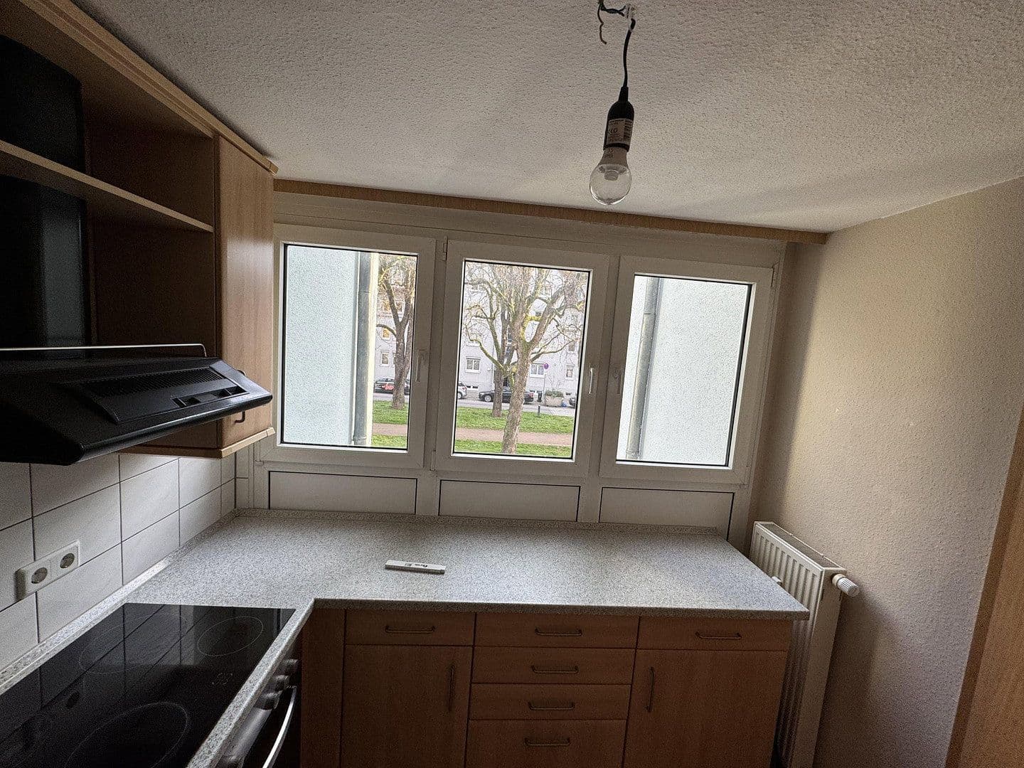 Prenájom bytu 3-izbový 70 m², Göppingen, Bádensko-Wurttembersko Prenájom bytu 3-izbový 70 m², Göppingen, Bádensko-Wurttembersko