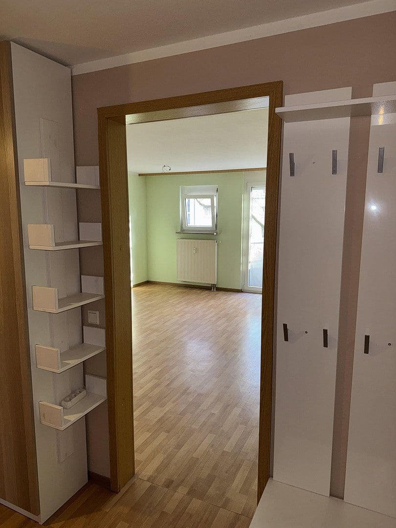 Prenájom bytu 3-izbový 70 m², Göppingen, Bádensko-Wurttembersko Prenájom bytu 3-izbový 70 m², Göppingen, Bádensko-Wurttembersko