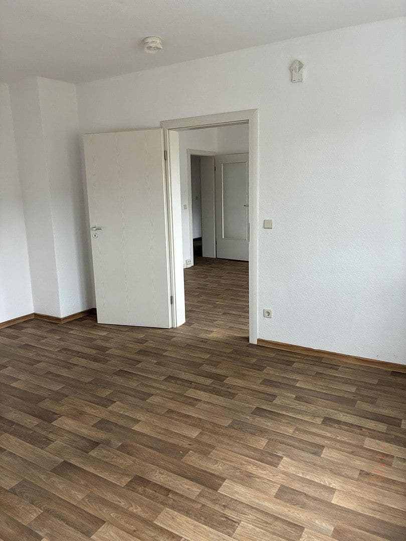 Prenájom bytu 4-izbový 84 m², Amalienstraße 123, Dessau-Roßlau, Sasko-Anhaltsko Prenájom bytu 4-izbový 84 m², Amalienstraße 123, Dessau-Roßlau, Sasko-Anhaltsko