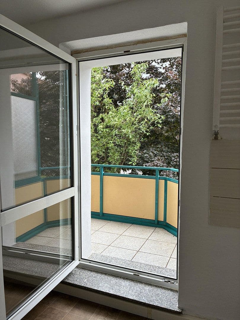 Prenájom bytu 4-izbový 84 m², Amalienstraße 123, Dessau-Roßlau, Sasko-Anhaltsko Prenájom bytu 4-izbový 84 m², Amalienstraße 123, Dessau-Roßlau, Sasko-Anhaltsko