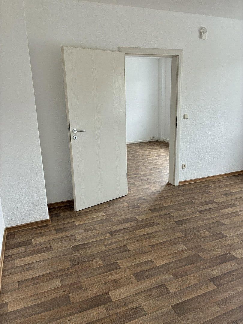 Prenájom bytu 4-izbový 84 m², Amalienstraße 123, Dessau-Roßlau, Sasko-Anhaltsko Prenájom bytu 4-izbový 84 m², Amalienstraße 123, Dessau-Roßlau, Sasko-Anhaltsko