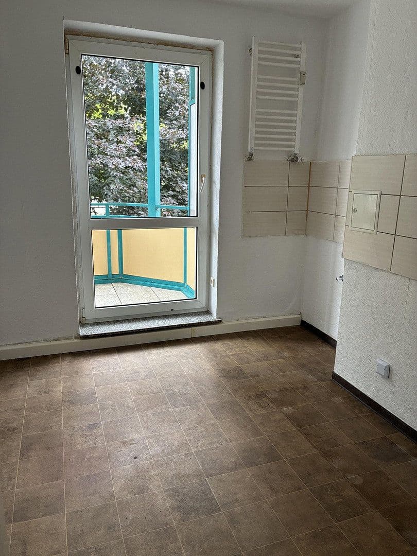 Prenájom bytu 4-izbový 84 m², Amalienstraße 123, Dessau-Roßlau, Sasko-Anhaltsko Prenájom bytu 4-izbový 84 m², Amalienstraße 123, Dessau-Roßlau, Sasko-Anhaltsko