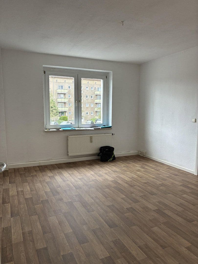 Prenájom bytu 4-izbový 84 m², Amalienstraße 123, Dessau-Roßlau, Sasko-Anhaltsko Prenájom bytu 4-izbový 84 m², Amalienstraße 123, Dessau-Roßlau, Sasko-Anhaltsko