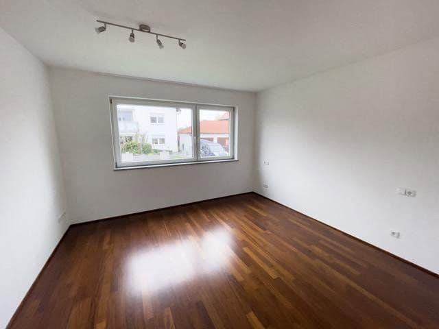 Predaj bytu 3-izbový 88 m², Pfaffenhofen an der Roth, Bavorsko Predaj bytu 3-izbový 88 m², Pfaffenhofen an der Roth, Bavorsko