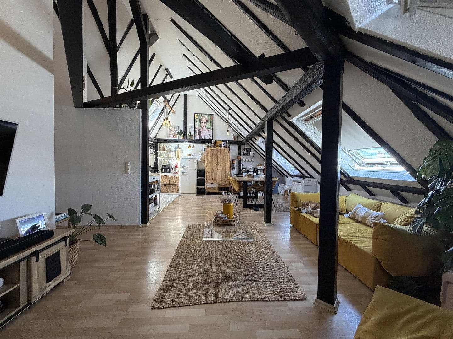 Prenájom bytu 3-izbový 84 m², Eckenheimer Landstraße 103, Frankfurt am Main, Hesensko Prenájom bytu 3-izbový 84 m², Eckenheimer Landstraße 103, Frankfurt am Main, Hesensko