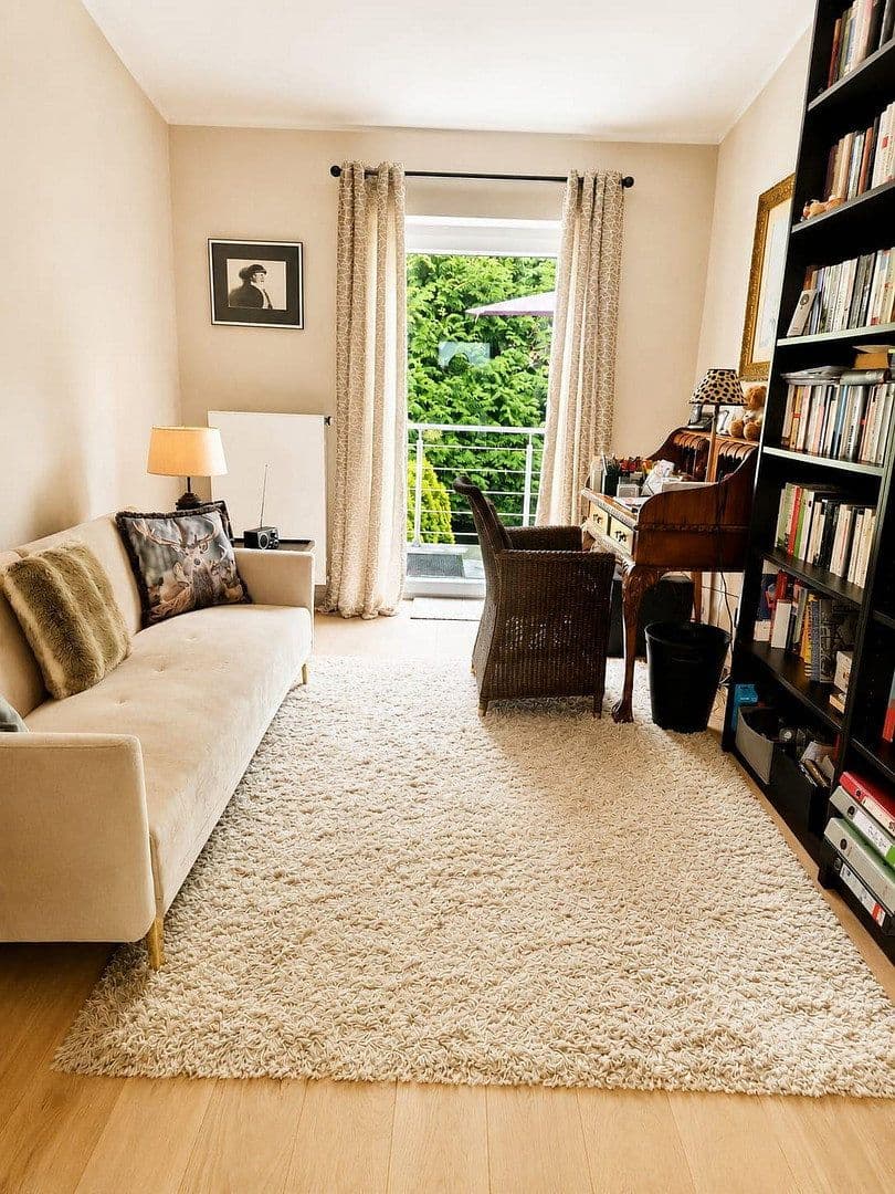 Predaj domu 120 m², pozemok 242 m², Magdeburgerstr. 70, Saarbrücken, Sársko Predaj domu 120 m², pozemok 242 m², Magdeburgerstr. 70, Saarbrücken, Sársko