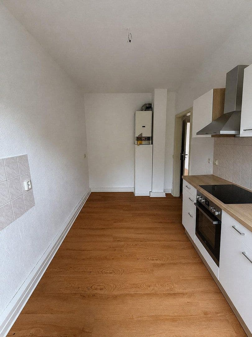 Prenájom bytu 2-izbový 62 m², Naulitzer Str. 27, Gera, Durínsko Prenájom bytu 2-izbový 62 m², Naulitzer Str. 27, Gera, Durínsko
