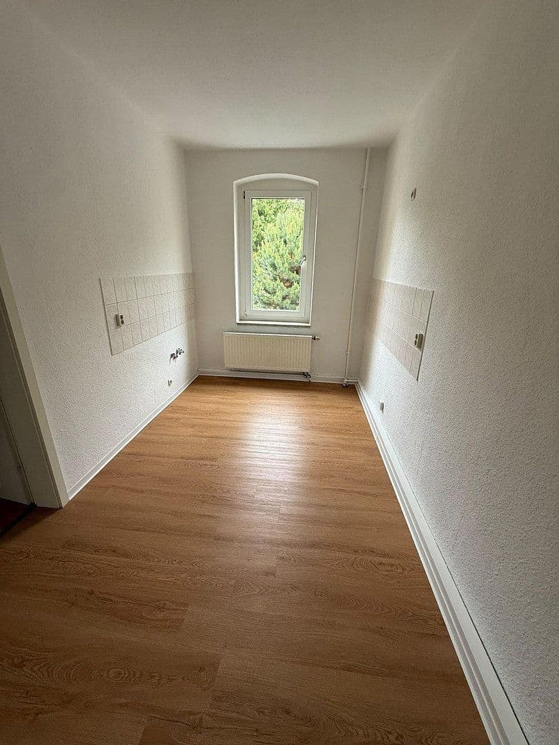 Prenájom bytu 2-izbový 62 m², Naulitzer Str. 27, Gera, Durínsko Prenájom bytu 2-izbový 62 m², Naulitzer Str. 27, Gera, Durínsko