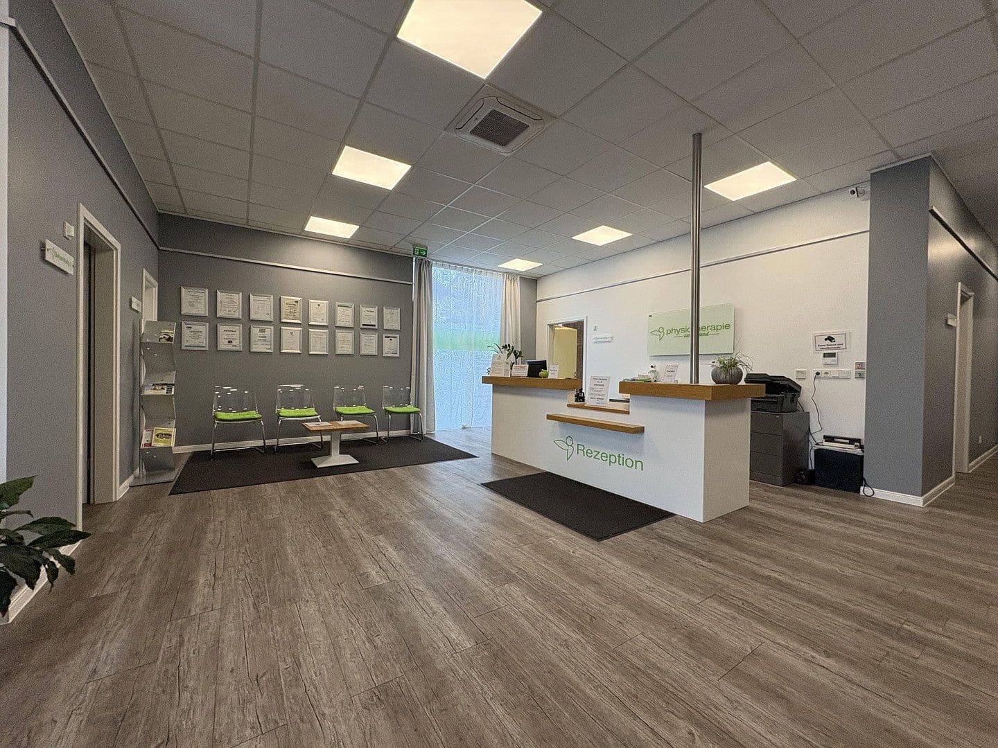 Predaj kancelárie 440 m², Dietzenbach, Hesensko Predaj kancelárie 440 m², Dietzenbach, Hesensko