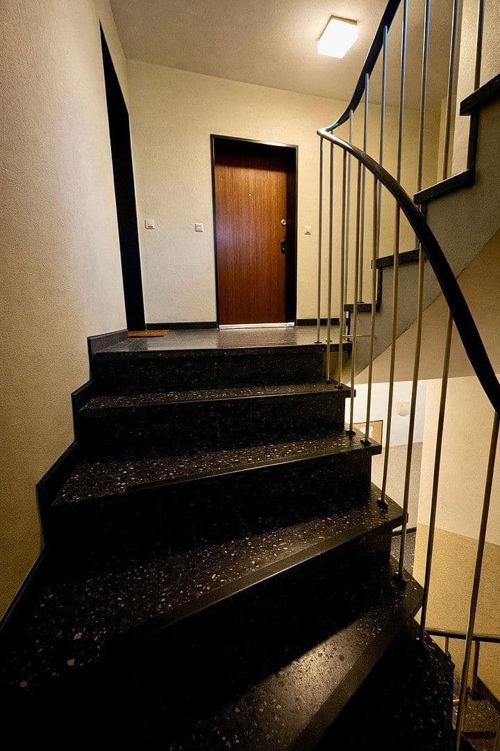 Predaj bytu 2-izbový 69 m², Düsseldorf, Severné Porýnie - Westfálsko Predaj bytu 2-izbový 69 m², Düsseldorf, Severné Porýnie - Westfálsko