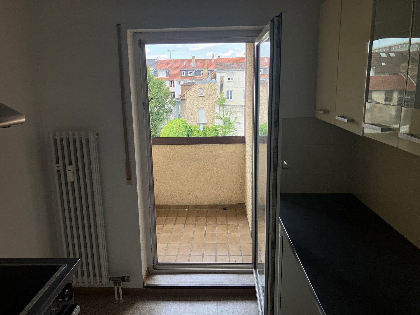 Prenájom bytu 2-izbový 49 m², Hirschstr. 36, Karlsruhe, Bádensko-Wurttembersko Prenájom bytu 2-izbový 49 m², Hirschstr. 36, Karlsruhe, Bádensko-Wurttembersko