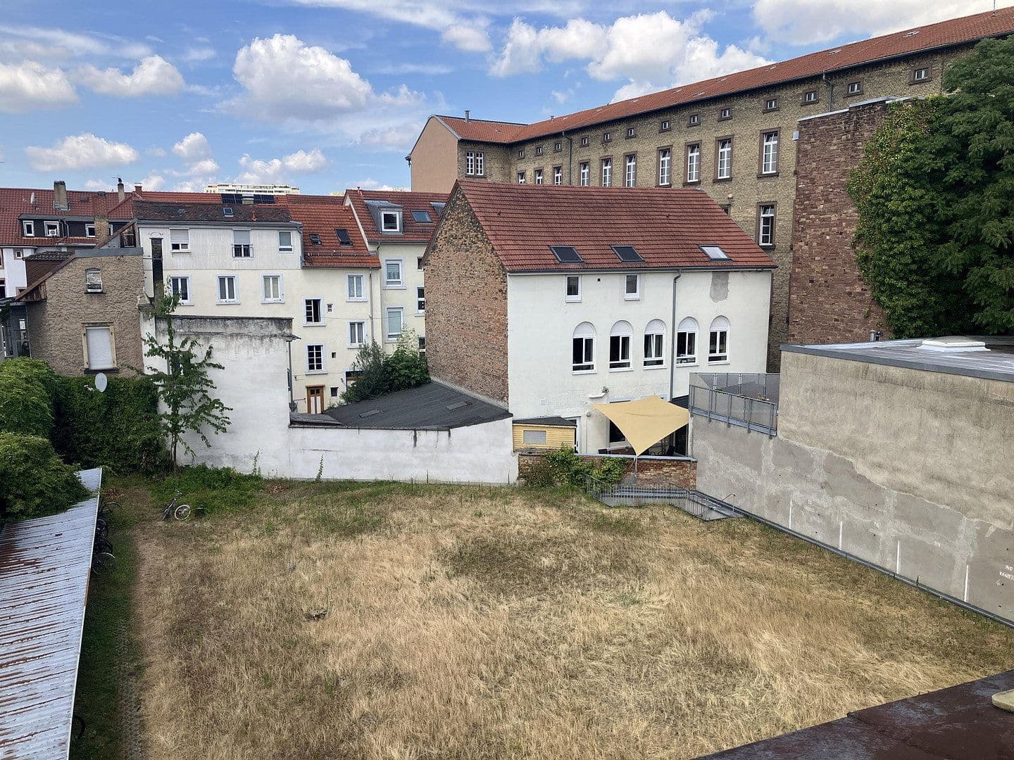 Prenájom bytu 2-izbový 49 m², Hirschstr. 36, Karlsruhe, Bádensko-Wurttembersko Prenájom bytu 2-izbový 49 m², Hirschstr. 36, Karlsruhe, Bádensko-Wurttembersko