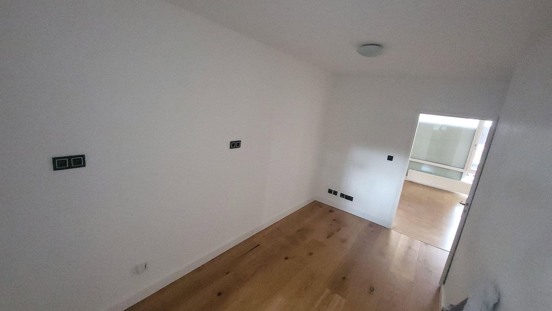 Prenájom nebytového priestoru 337 m², Fortunastr. 13, Hannover, Dolné Sasko Prenájom nebytového priestoru 337 m², Fortunastr. 13, Hannover, Dolné Sasko