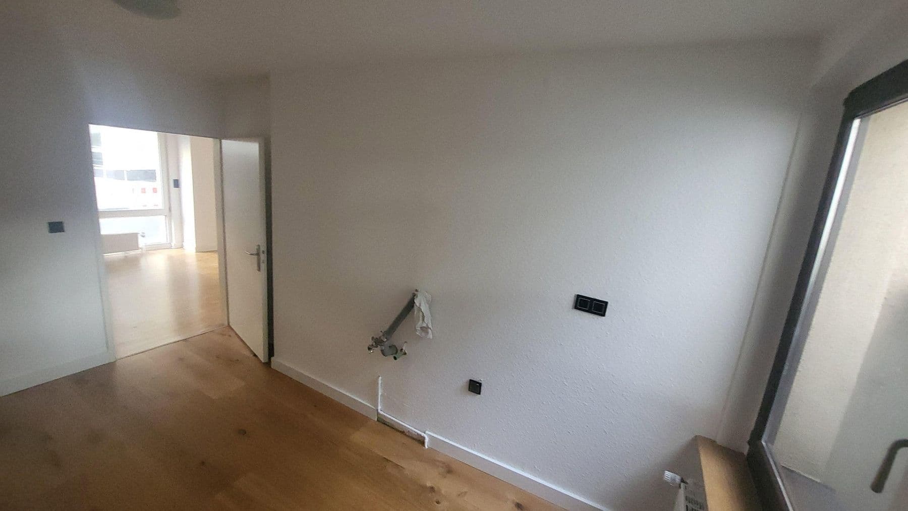Prenájom nebytového priestoru 337 m², Fortunastr. 13, Hannover, Dolné Sasko Prenájom nebytového priestoru 337 m², Fortunastr. 13, Hannover, Dolné Sasko