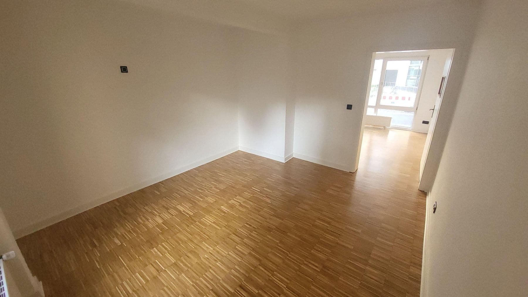 Prenájom nebytového priestoru 337 m², Fortunastr. 13, Hannover, Dolné Sasko Prenájom nebytového priestoru 337 m², Fortunastr. 13, Hannover, Dolné Sasko