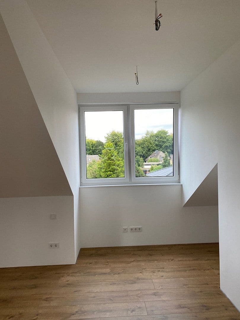 Prenájom bytu 3-izbový 103 m², Ringstraße 113 a, Hamburg, Hamburg Prenájom bytu 3-izbový 103 m², Ringstraße 113 a, Hamburg, Hamburg