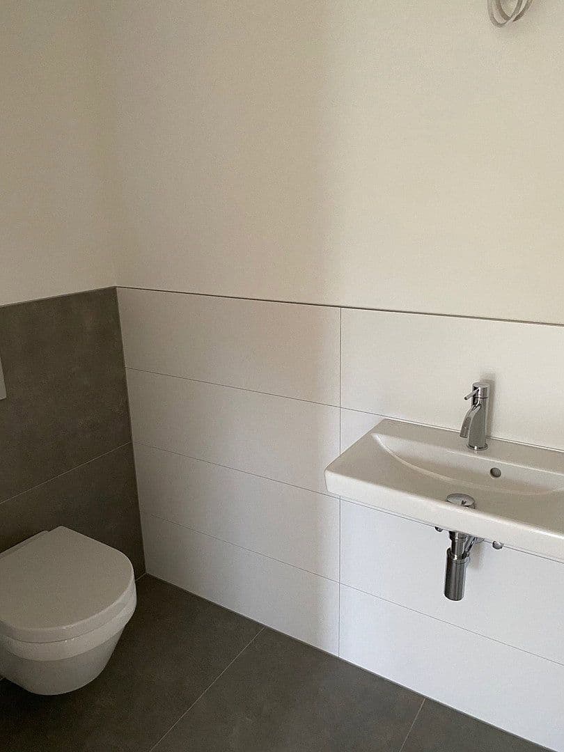 Prenájom bytu 3-izbový 103 m², Ringstraße 113 a, Hamburg, Hamburg Prenájom bytu 3-izbový 103 m², Ringstraße 113 a, Hamburg, Hamburg