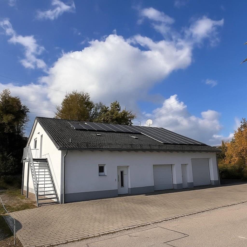 Predaj domu 295 m², pozemok 850 m², Gewerbeweg 4,, Großmehring, Bavorsko Predaj domu 295 m², pozemok 850 m², Gewerbeweg 4,, Großmehring, Bavorsko