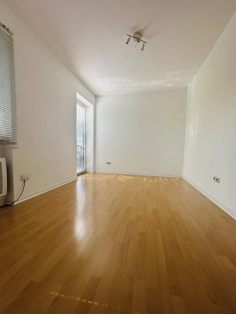 Prenájom bytu 2-izbový 50 m², Jugenheimer Str. 48a, Frankfurt, Hesensko Prenájom bytu 2-izbový 50 m², Jugenheimer Str. 48a, Frankfurt, Hesensko