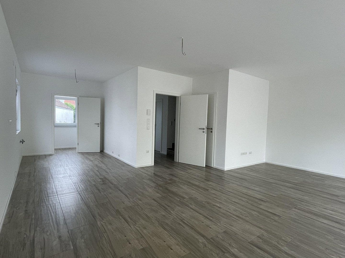 Prenájom domu 125 m², pozemok 240 m², Deggendorf, Bavorsko Prenájom domu 125 m², pozemok 240 m², Deggendorf, Bavorsko