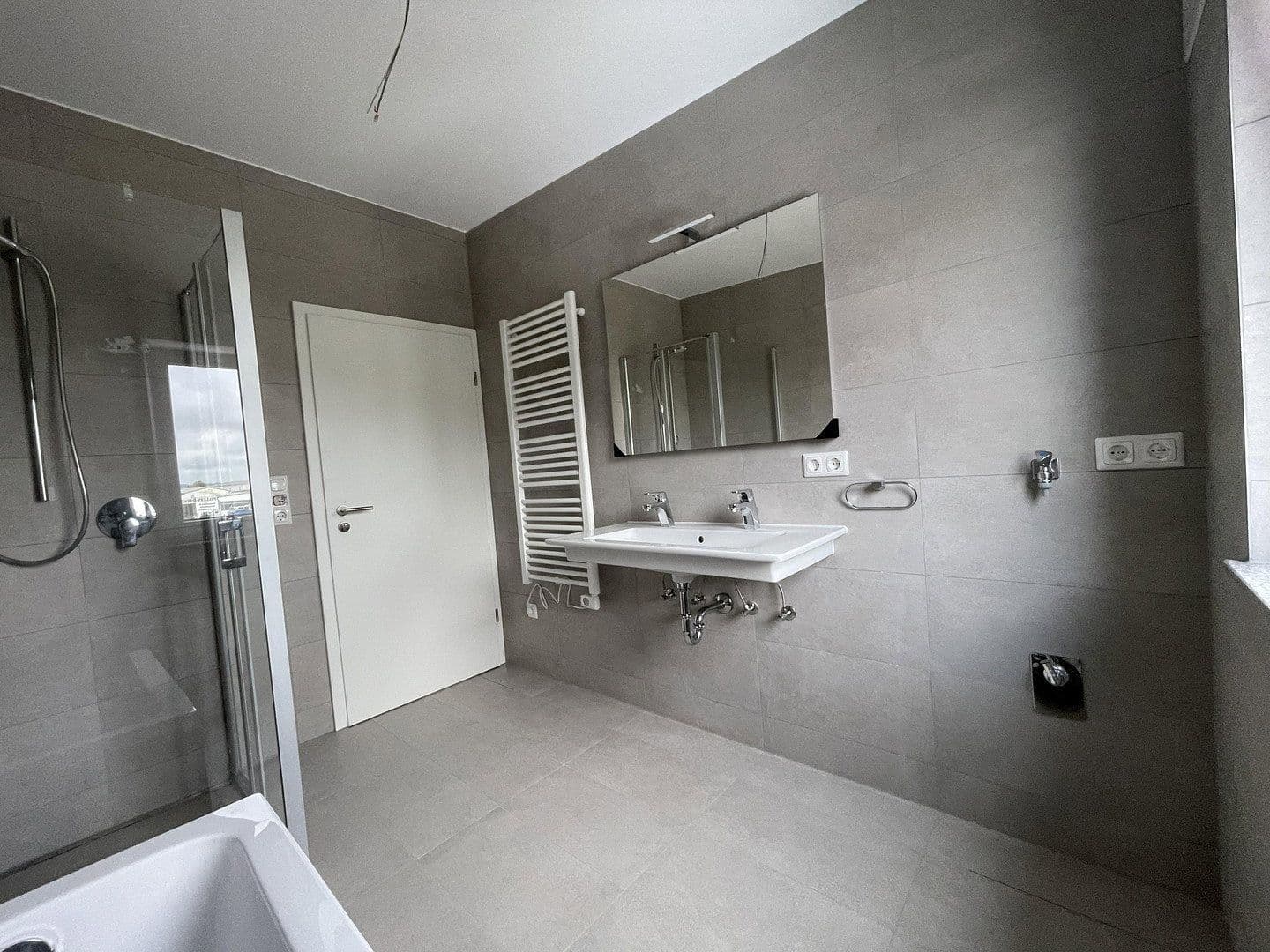 Prenájom domu 125 m², pozemok 240 m², Deggendorf, Bavorsko Prenájom domu 125 m², pozemok 240 m², Deggendorf, Bavorsko