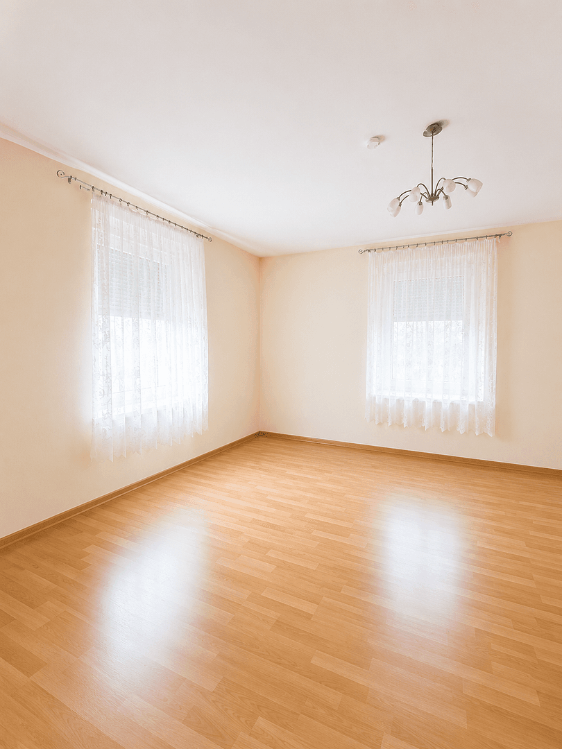 Prenájom bytu 3-izbový 76 m², Pettendorf, Bavorsko Prenájom bytu 3-izbový 76 m², Pettendorf, Bavorsko