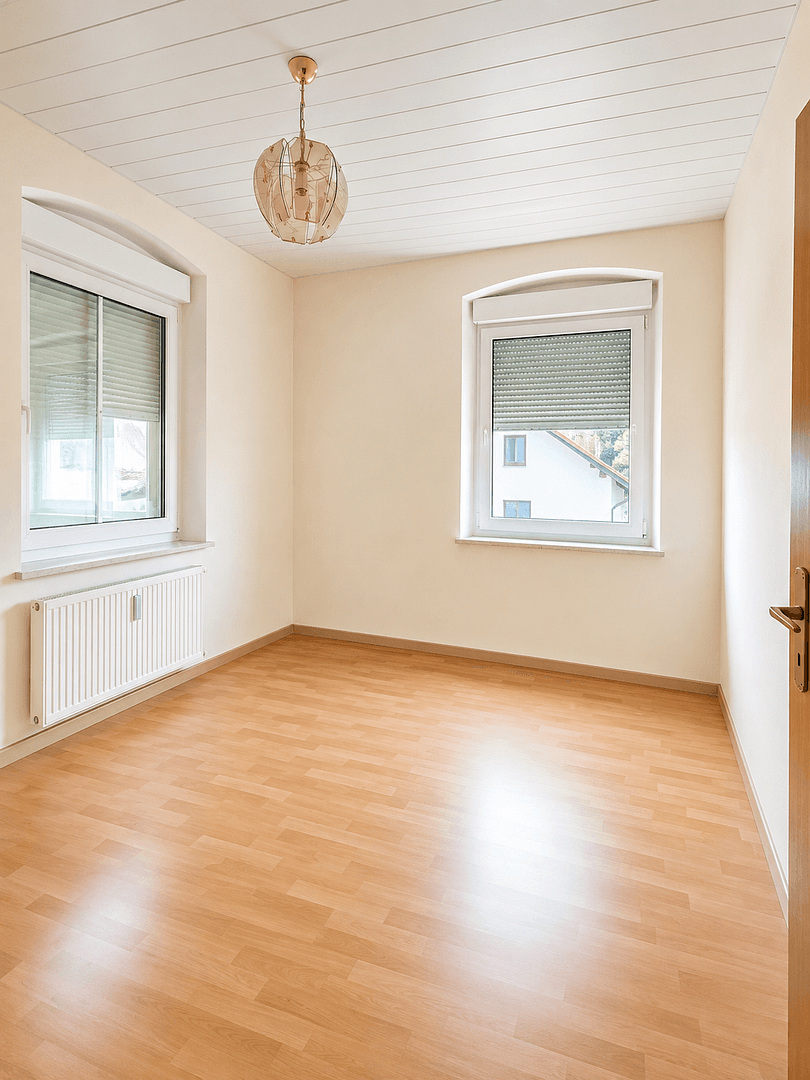 Prenájom bytu 3-izbový 76 m², Pettendorf, Bavorsko Prenájom bytu 3-izbový 76 m², Pettendorf, Bavorsko