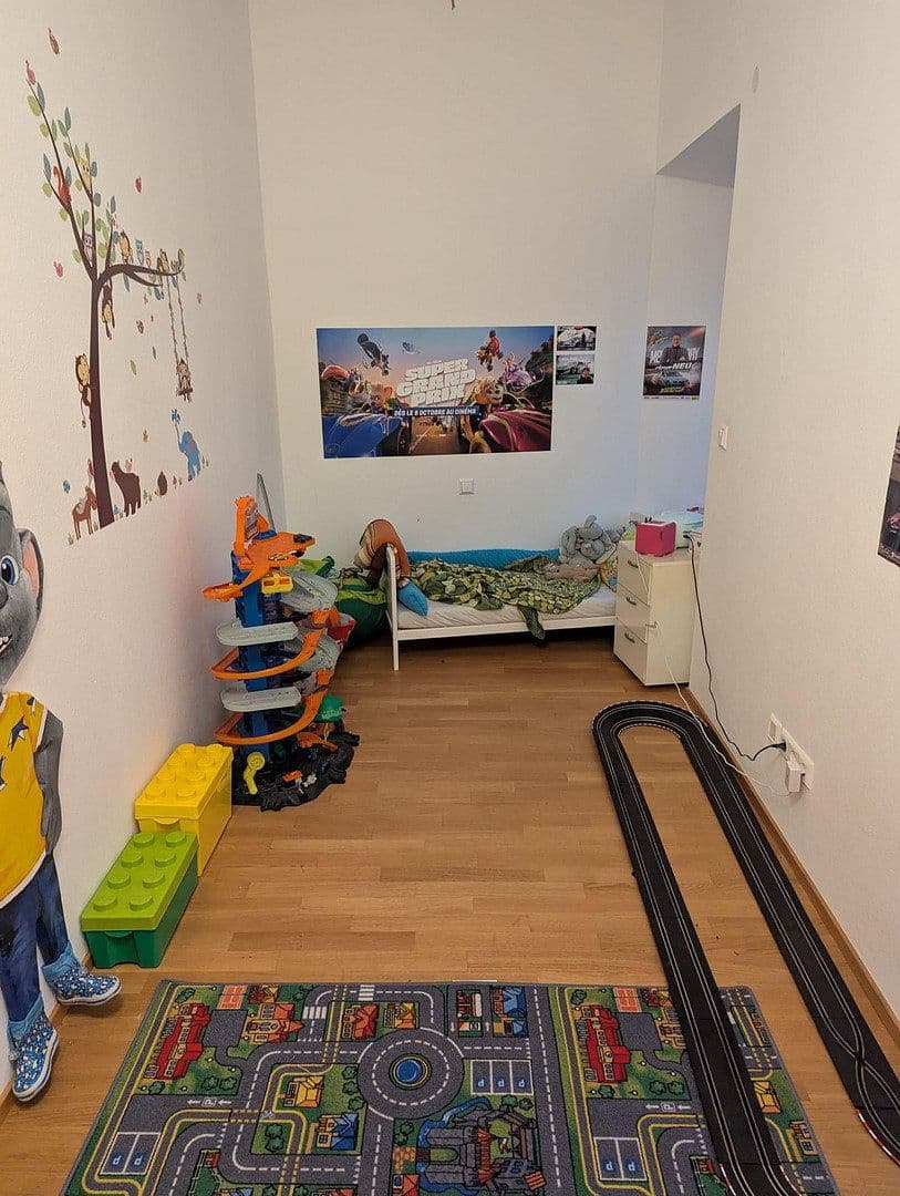 Prenájom bytu 3-izbový 86 m², Martin-Lutherstr.23, Lahr/Schwarzwald, Bádensko-Wurttembersko Prenájom bytu 3-izbový 86 m², Martin-Lutherstr.23, Lahr/Schwarzwald, Bádensko-Wurttembersko
