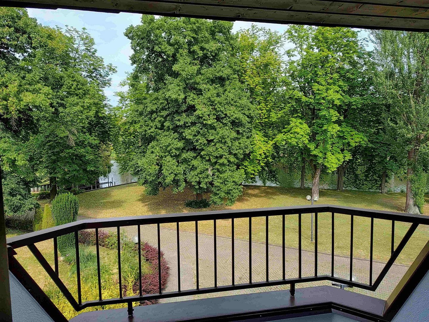 Predaj bytu 4-izbový 114 m², Am Pichelssee 55b, Berlin, Berlín Predaj bytu 4-izbový 114 m², Am Pichelssee 55b, Berlin, Berlín