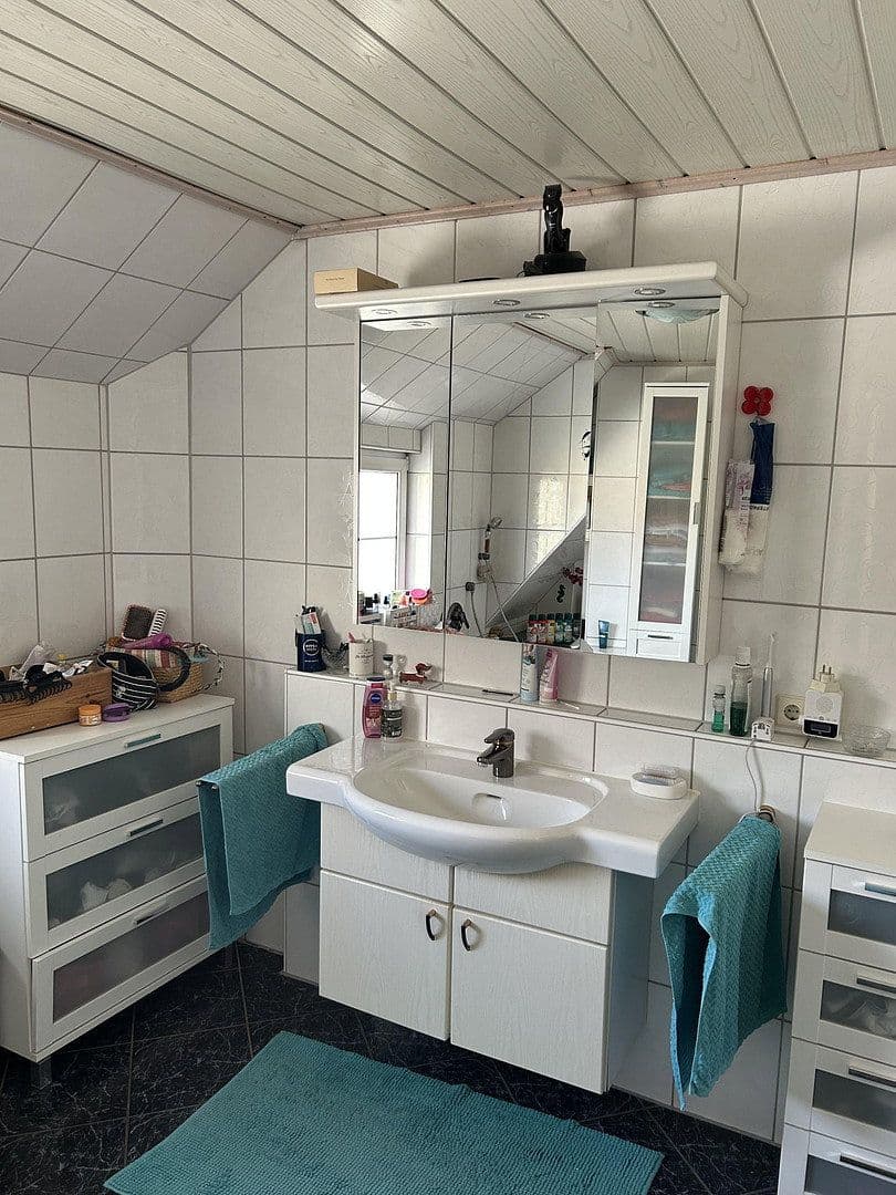 Predaj domu 130 m², pozemok 589 m², Hüttlingen, Bádensko-Wurttembersko Predaj domu 130 m², pozemok 589 m², Hüttlingen, Bádensko-Wurttembersko