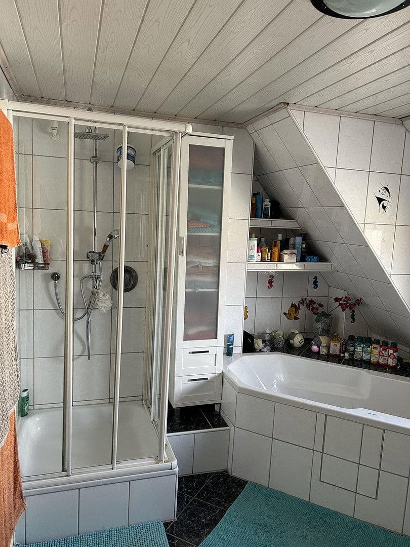 Predaj domu 130 m², pozemok 589 m², Hüttlingen, Bádensko-Wurttembersko Predaj domu 130 m², pozemok 589 m², Hüttlingen, Bádensko-Wurttembersko