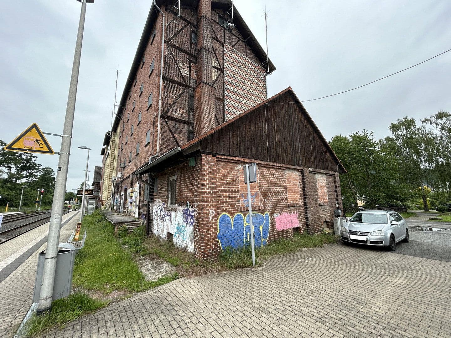 Predaj nebytového priestoru 746 m², An der Bahn 11, Zierenberg, Hesensko Predaj nebytového priestoru 746 m², An der Bahn 11, Zierenberg, Hesensko